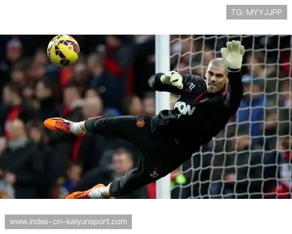 曼联门将怒骂队友无脑防守，嘴型清晰上热搜