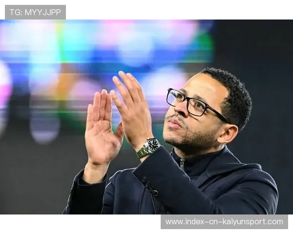 英超教练的语言艺术：如何激发球员潜力？